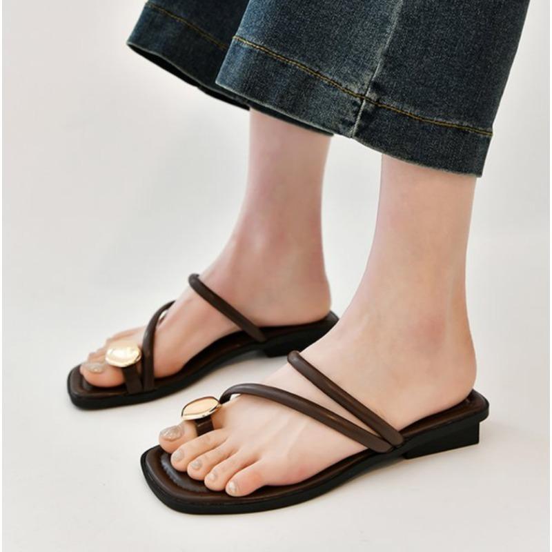 Fashion Luxury Shoes for Women Leather Flip Flops Woman Hiking Sandal Mules Women's Slippers Summer Shoes Sale Ladies Slides Tongs Femme