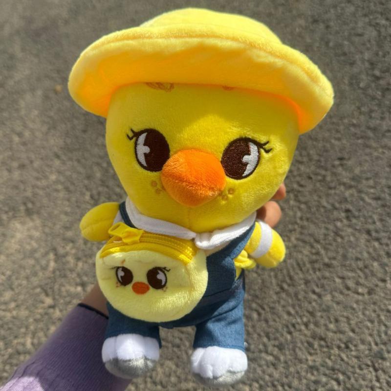 New Fans Plush Toys Cute Pillows Support Dolls for Men And Women Spring Ideal Christmas Birthday Gifts