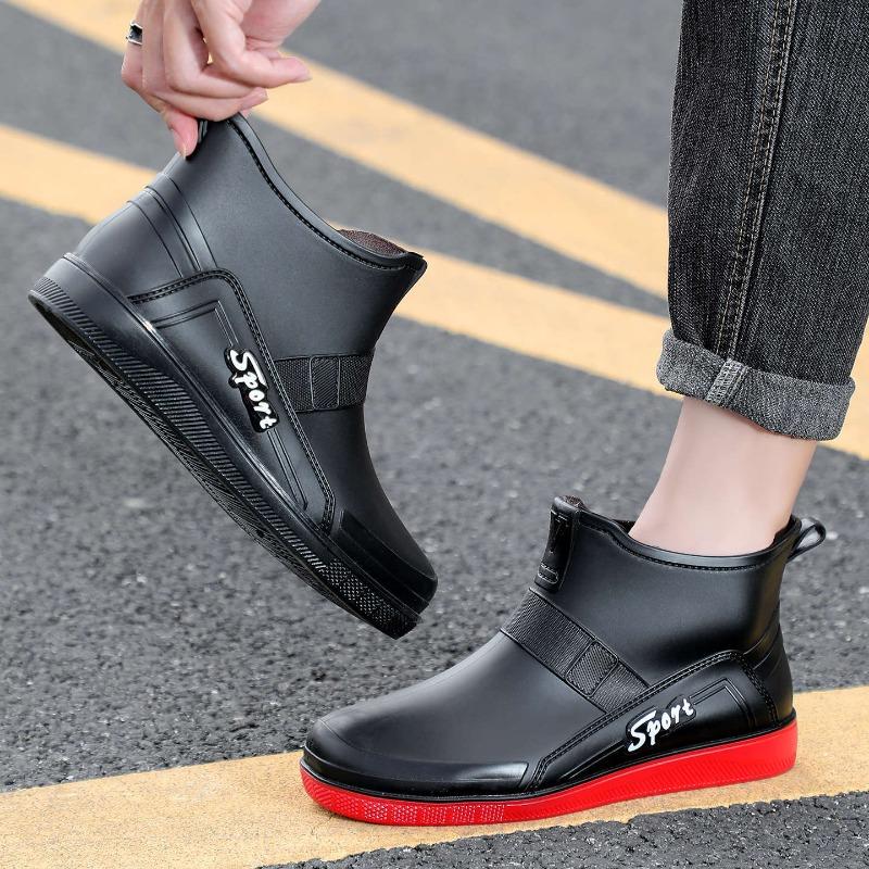 Four Seasons Men's Rain Shoes Black and Red Short Men's Wading Boots Fishing Boots Medium and Short Night Reflective Strip Fashion Rubber Shoes
