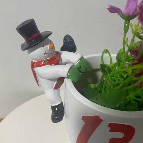 Santa Claus Ornament Resin Decorative Figurine Playful Leaning Pose Flower Pot Statue with Bright Red White Colors Christmas Decor