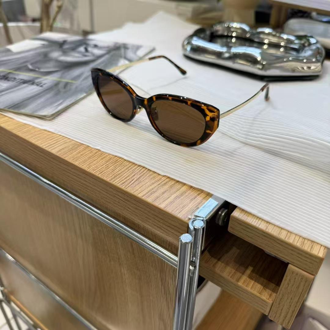 

Material Sunglasses Women Cat Eye Shape Polarized Men’S Sun Glasses Outdoor Travelling Sunglasses Men