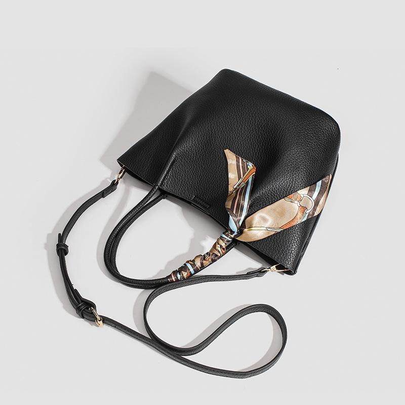 Summer Trendy Hand-held Tote Bags for Women, Casual and Versatile, Large-capacity Single-shoulder Women's Large Bags for Daily Use