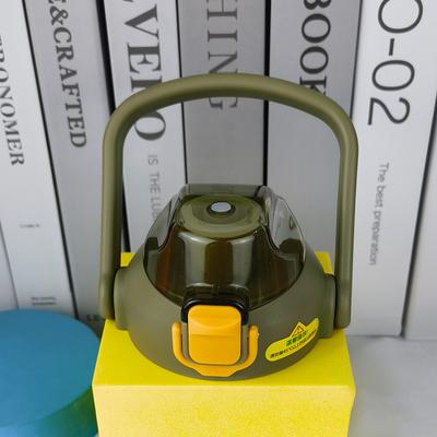 1 vnt. Universalus daugiaspalvis originalus sandarinantis butelio dangtelis su šiaudelio rankenėle Cllie 800/1000/1300 ml termoso puodelio dangtelio priedai