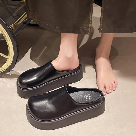 Mules plates à plateforme Chaussures Femme Sandales à bride arrière Chaussons Chaussures Designer Sandales tendance Nouvelles Décontractées Marche Tongs Féminines