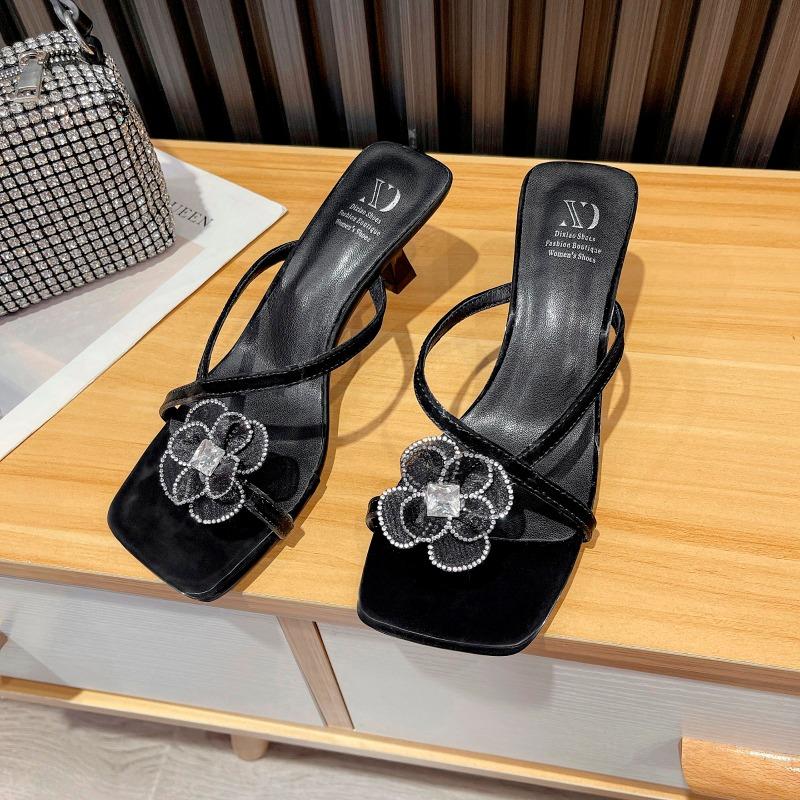 Fashion Summer New Square Head Fashion Sandals Women's Pintoe Stiletto Heels Rhinestone Flower Ribbon Beach Slippers