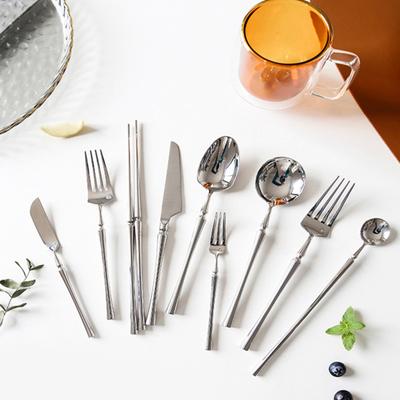 Posate in Acciaio Inossidabile con Taglia-Bistecca Posate Specchiate Utensili Metallici