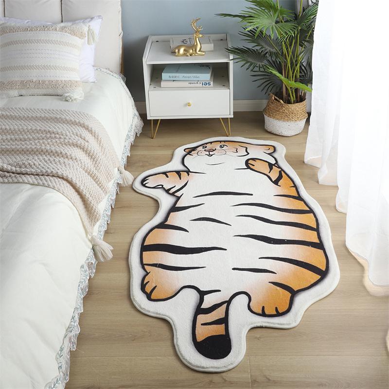 Cartoon-Tiger-Teppich, weicher, flauschiger Nachttischteppich, rutschfeste Badezimmermatte, süße Teppiche in Tierform für die Dekoration des Kinderzimmers, pelzige Teppiche