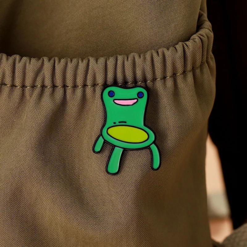 

Cute Green Frog Stool Brooch Clothes Pin Decoration Accessory Badge Backpack Accessories