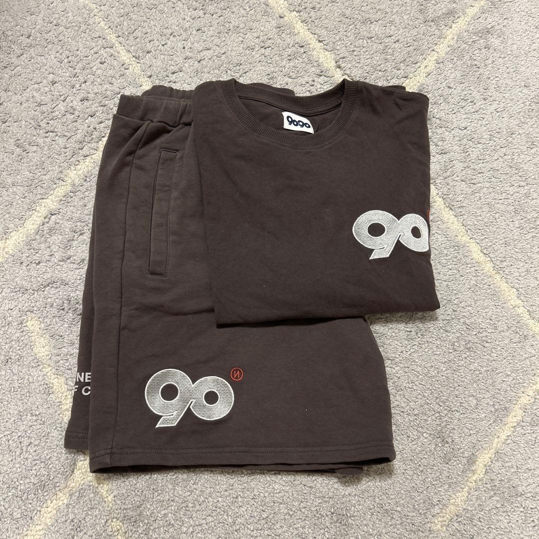 Good condition 9090 T-shirt pants setup