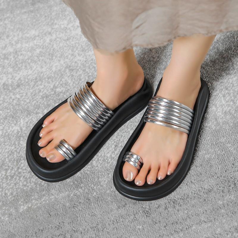 

Foreign trade cover toe cool slippers women s outer wear summer 2024 new Korean version square head casual toe thin strap thick-soled slippers 40 срібний