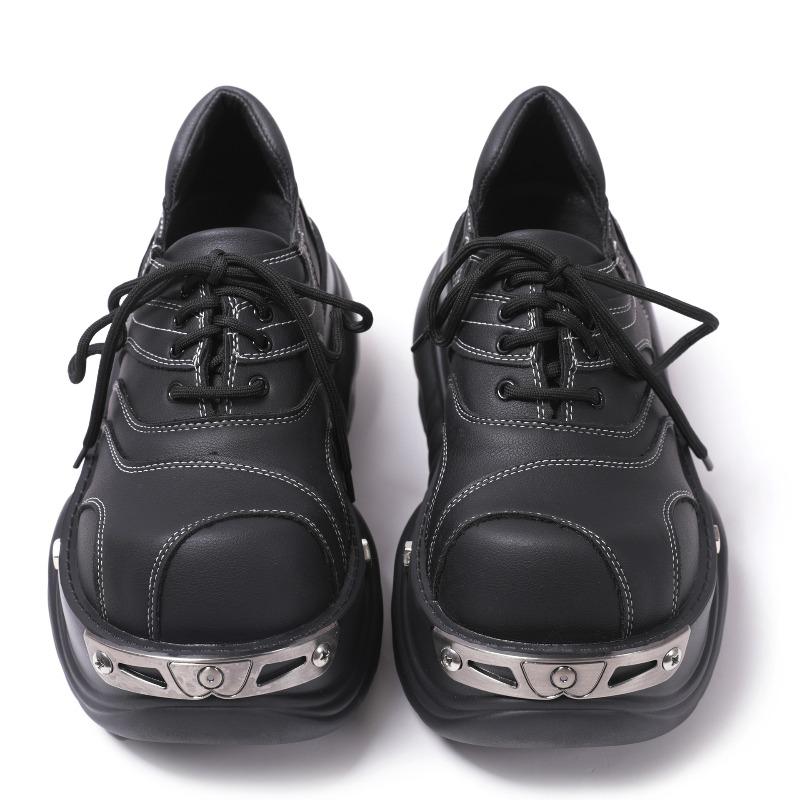 Sapatos de Plataforma de Couro Femininos Metal Punk Cabeça Grande Muffin Sapatos Femininos Alta Qualidade Senso de Design Sapatos Únicos de Solado Grosso Zapatos