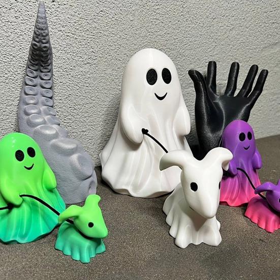 Halloween Ghost Walking Dog Statue Spooky for Halloween Home Tabletop Ghost Dog Figurine Garden Decor