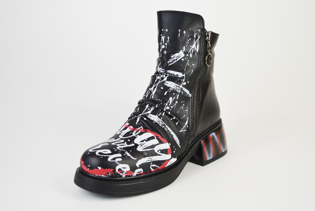 

Черевики Evromoda 1421900 36 Чорні 36 чорний