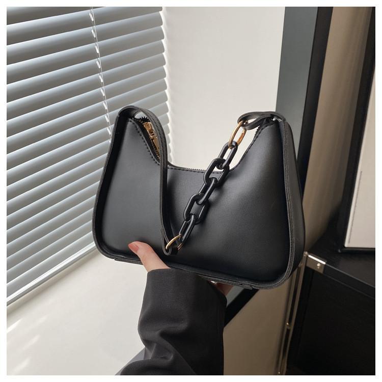 2024 New Simple Fresh Fashion Casual Commuter Retro Chain Single Shoulder Handbag