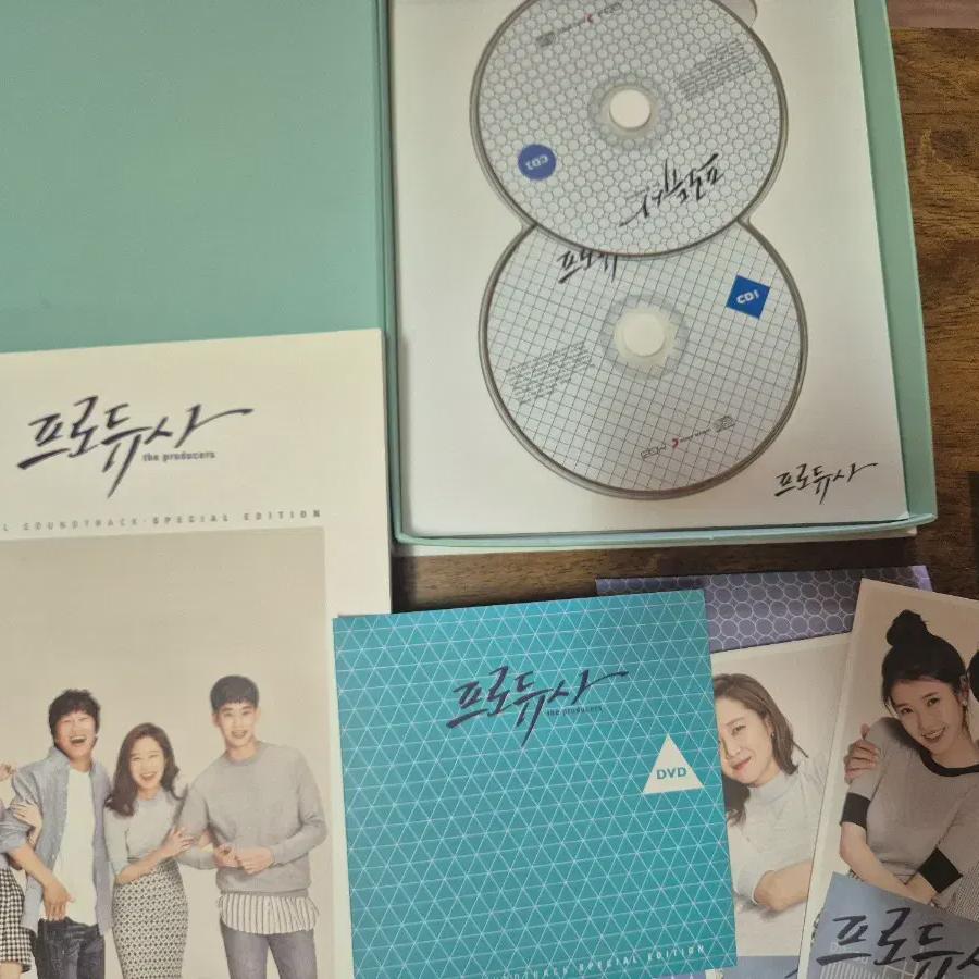 

Iu Продюсер Cd, Dvd