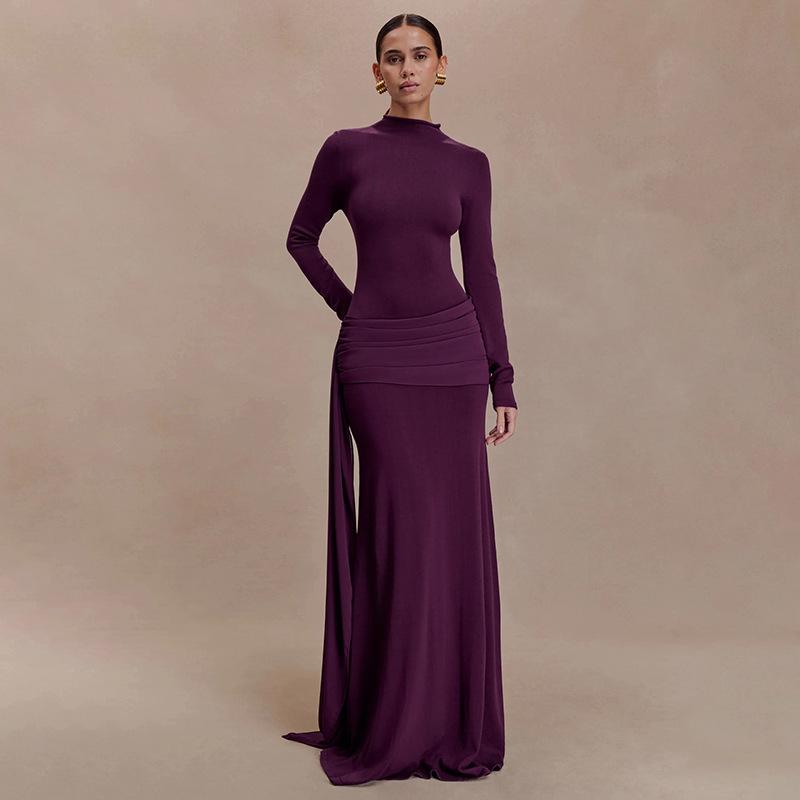 Elegantes Damen Winter Langkleid mit hohem Kragen und gefalteter Rüsche