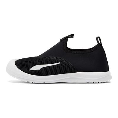 Aquacat Shield Fabric Low-Top Running Shoes Kids Sneakers Black 374860-01