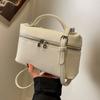 This Year's Popular Fashion Simple Retro Shoulder Bag Women's 2025 Spring New Versatile Commuter Messenger Carry Women's Bag