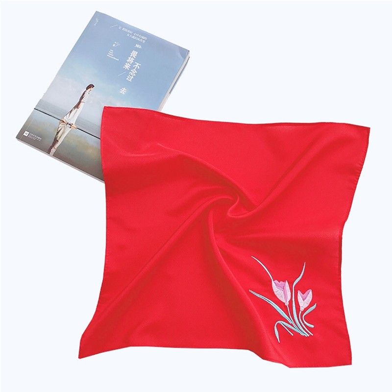 

Детям Студентам Выступление Девочки Танцевальный Платок Вышитый Одежда Ханьцев Ципао Платье Принцессы Вышитый Платок Big Red Tulip (increase approx. 35x 35cm)