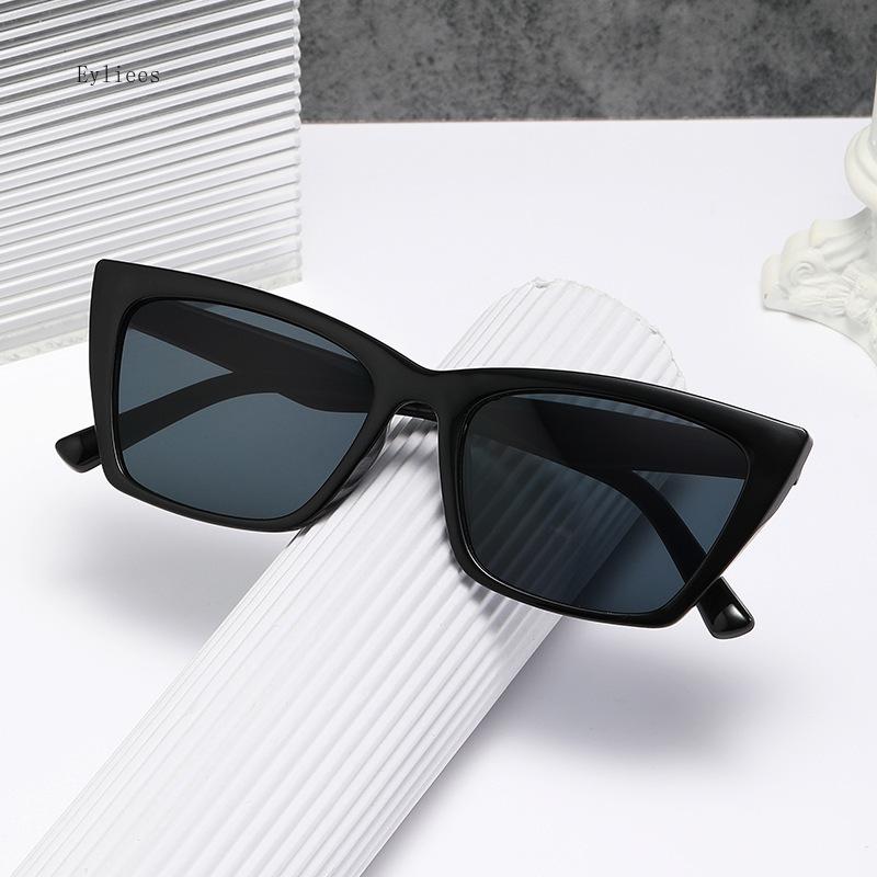 

New Sunglasses Square Glasses Personalized Cat Eyes Sun Glasses UV400 for Women Men Shades Oculos De Sol