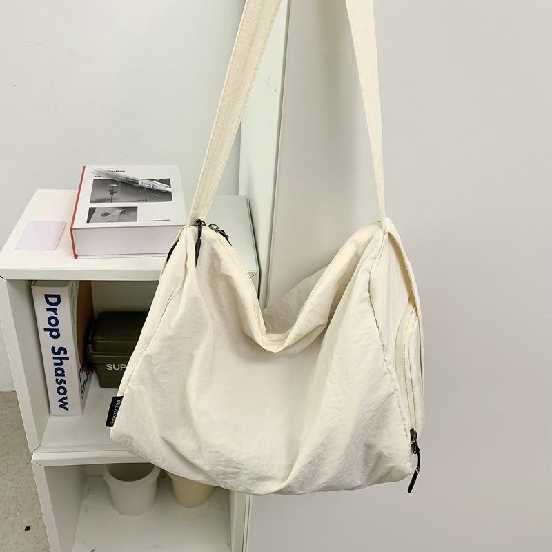 Crossbody bag men's Japanese simple large-capacity casual fashion canvas bag student simple class bag new shoulder bag