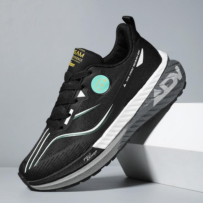 

2025 spring new off-road running shoes men s lightweight shock-absorbing non-slip sports shoes youth carbon board running shoes men 39