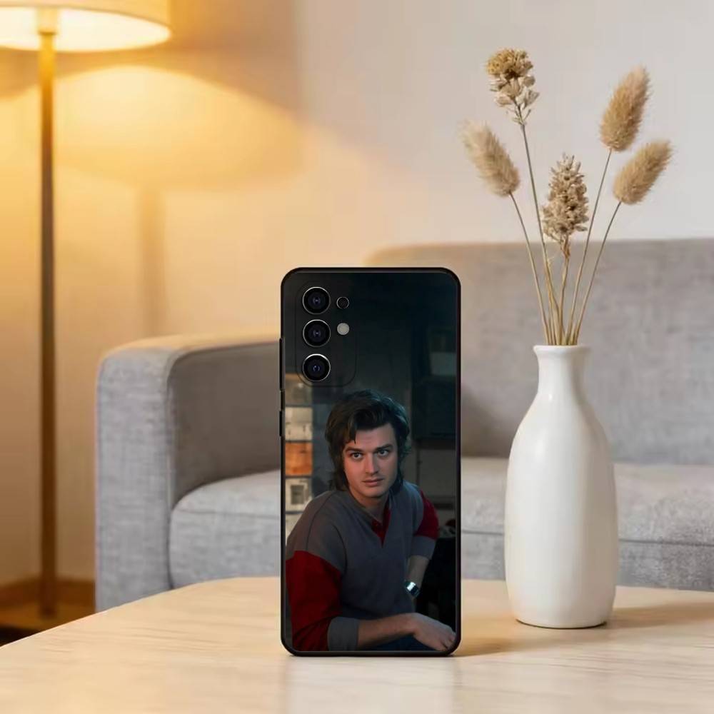 J-Joe K-Keery Actor Phone Case For Samsung S25,S24,S21,S22,S23,S30,Ultra,S20,Plus,Fe,Lite,Note,10,Black Cover