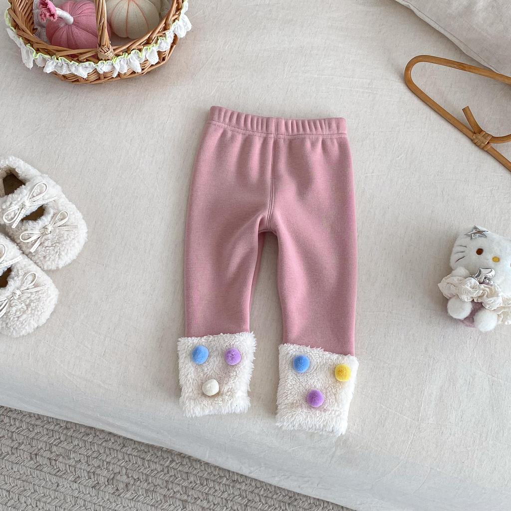 2025 Winter Koreanischer Stil Mädchen Patchwork Pompon Leggings - Trendige Verdickte Hose für Stilvolle Kinder