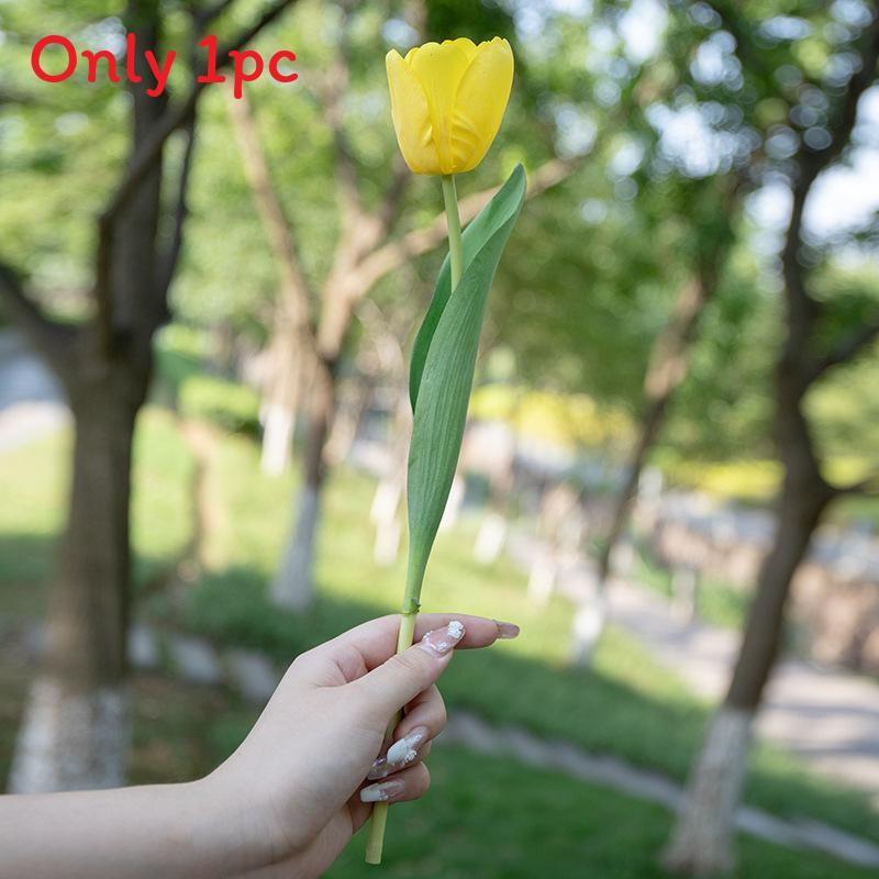 Luxury Silk Tulip Flowers With Moist Feel For Wedding Decor And Styling Home