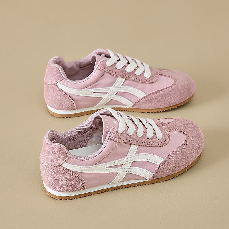 

Women s little white shoes new spring and summer flat-bottomed versatile fashion women s board shoes 35