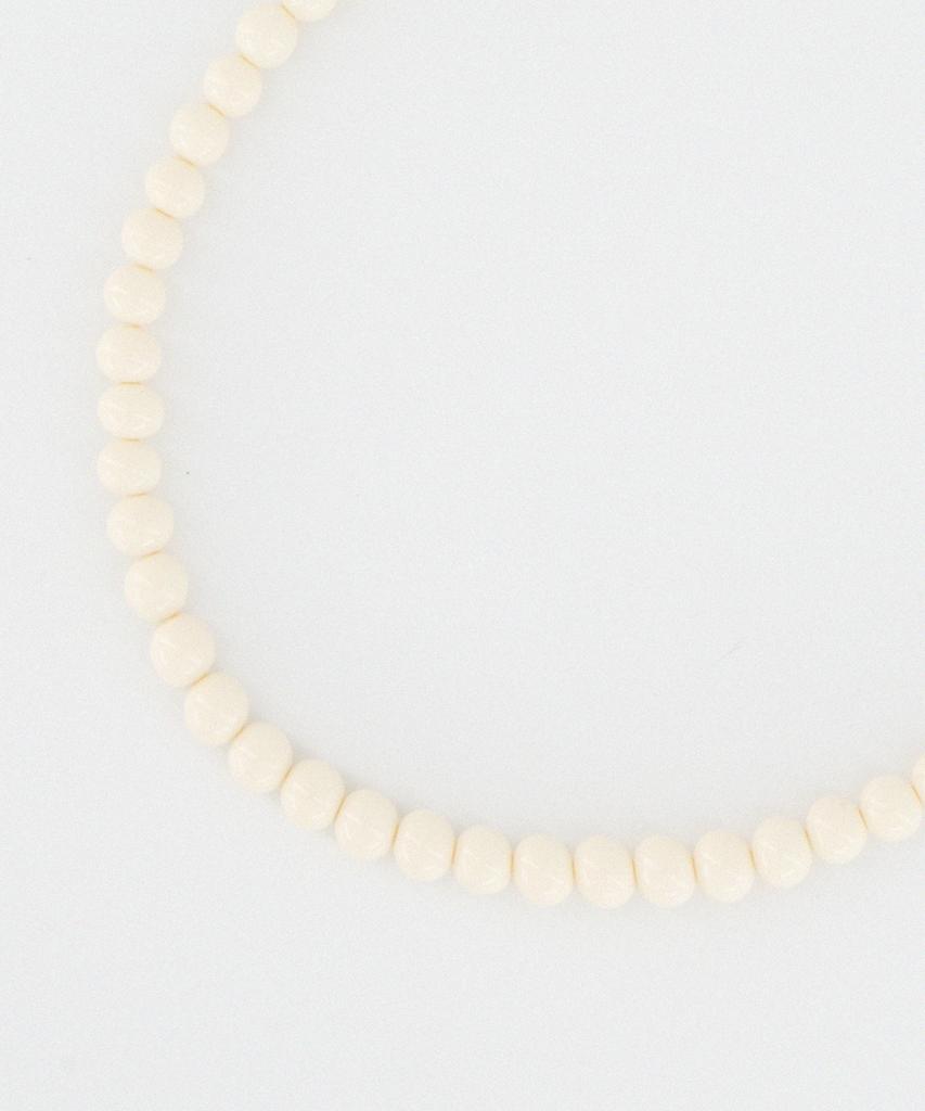 Douhab Pebble – Foam Necklace
