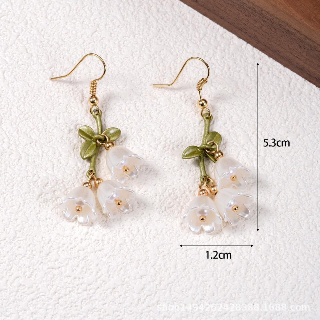 1pair Fashionable Chic Countryside Style Lily Flower Drop Earrings