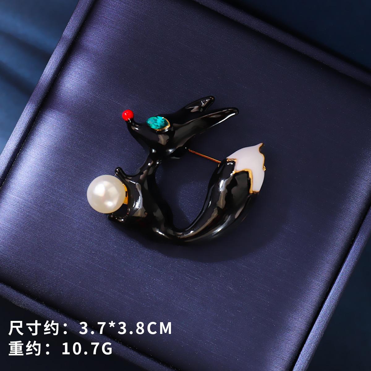 

Брошь в виде лисы из сплава с маслом, темпераментная личность, разноцветная булавка, пальто, сумка, аксессуары