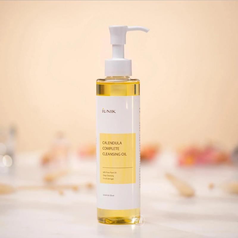 IUNIK Calendula Complete Cleansing Oil 200ml
