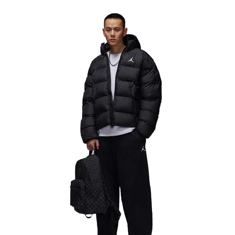 Nike Men s HV0533-010 Hooded Padded Jacket L