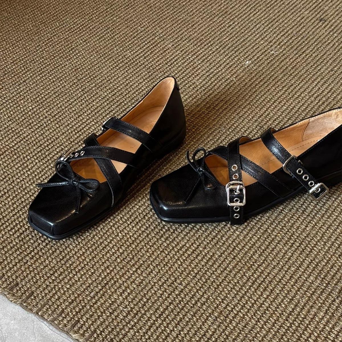 

Версия из овчины~ ретро балетки с бантиком и открытым верхом, квадратный носок, маленькие одинарные туфли, ремешок с пряжкой, туфли Мэри Джейн на толстой подошве 40 чёрный