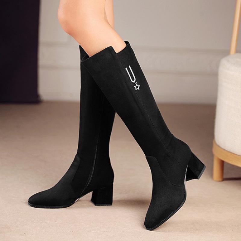 Herbst und Winter neue seitlicher Reißverschluss hohe Stiefel Damen mittlerer Absatz runde Spitze große Größe Damenstiefel Blockabsatz Wildleder Koreanische Version Modestiefel