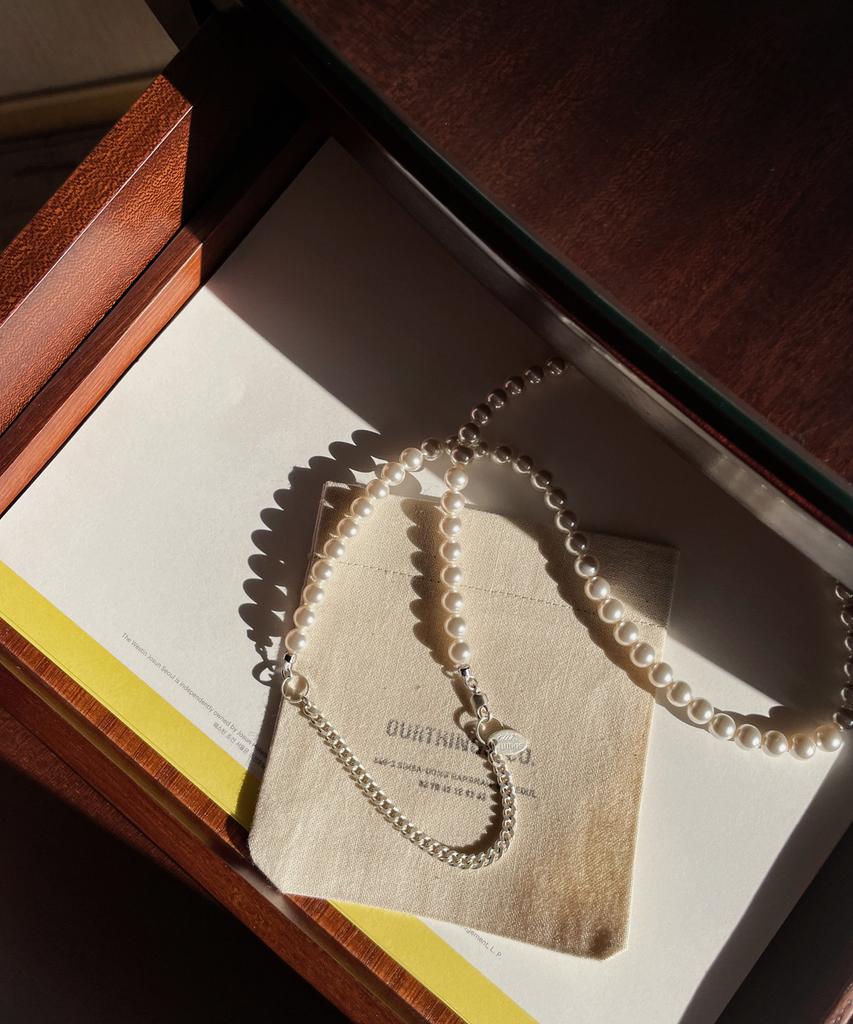 Ourthings Solitude Pearl Necklace