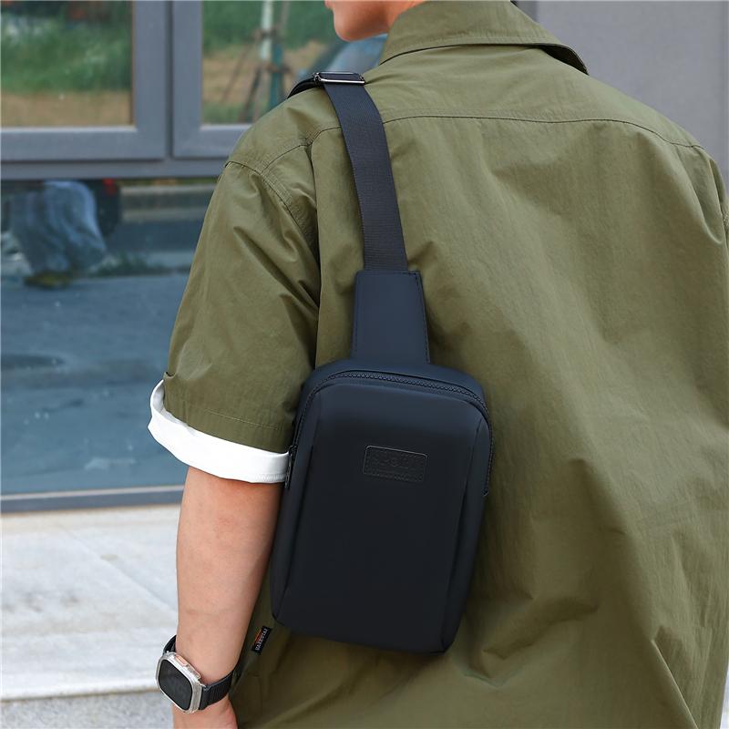 Men Chest Bag Fashion Shoulder Chest Rig Man Sports Crossbody Bags for Male Mini Body Phone Bag Handbag Travel