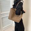 Premium Commuting Large Capacity Versatile Shoulder Underarm Bag Simple Portable Tote Bag Mother and Child Bag