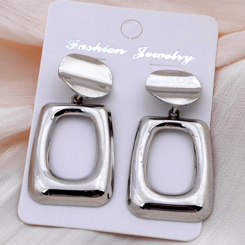 Retro Statement Drop Earrings for Women Hollow Out Square Round Dangle Earrings European Geometry Party Jewelry