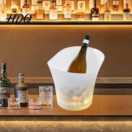 Bar Ice Bucket Light Up Bucket LED Glowing Beer with Color Changing Durable Lights 7L Multi-Bottle Storage Champagne Cooler for KTV Party