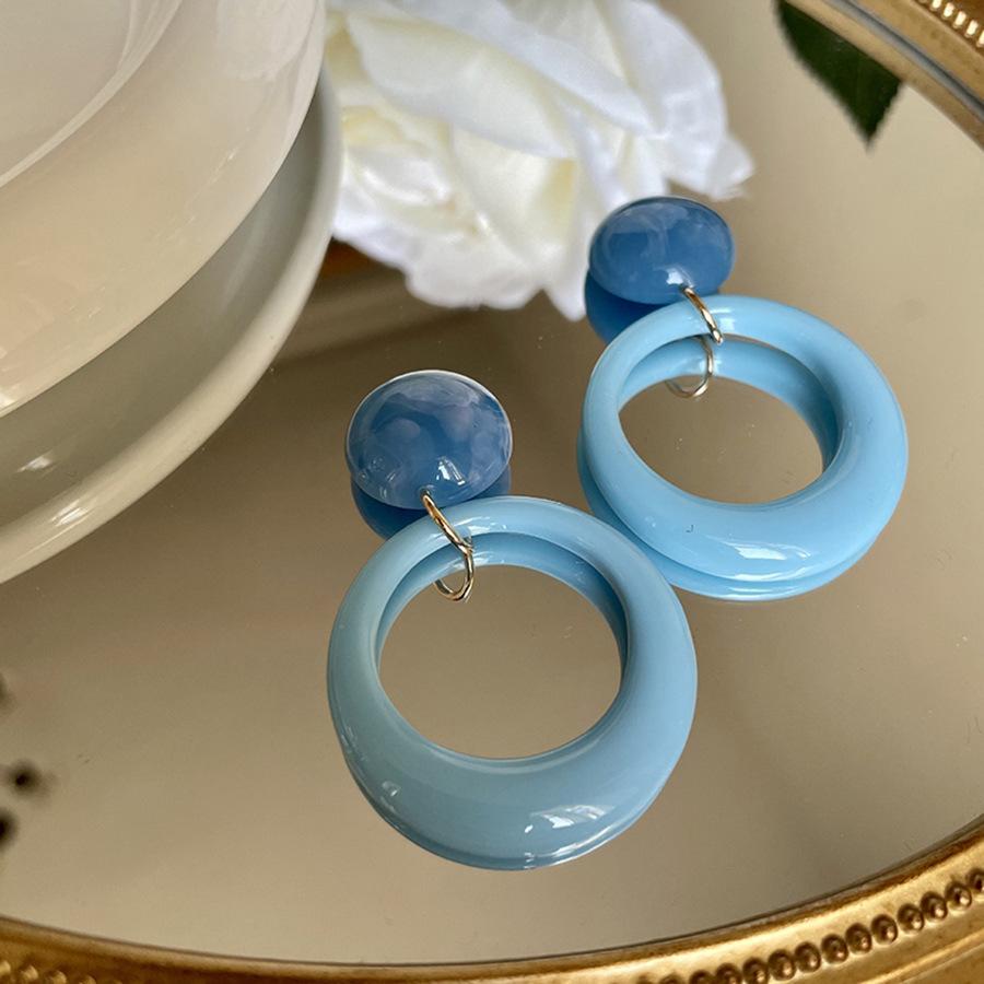 Fresh Blue Round Earrings Simple and High-end Stud Earrings 2025 New Holiday Style Earrings Women