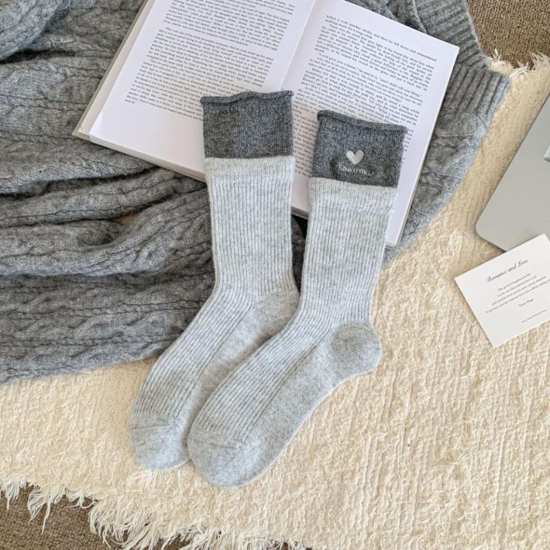 Woolen Socks, Heart-shaped Embroidered Socks, Double-threaded Bow, Striped, Thickened and Fleece Warm, Grey Pile Socks