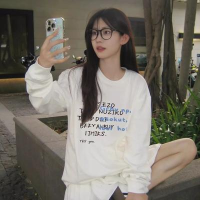 Lässiges weißes dünnes Unterhemd Frühling und Sommer lockeres einzigartiges langärmeliges T-Shirt Damen Oberteile