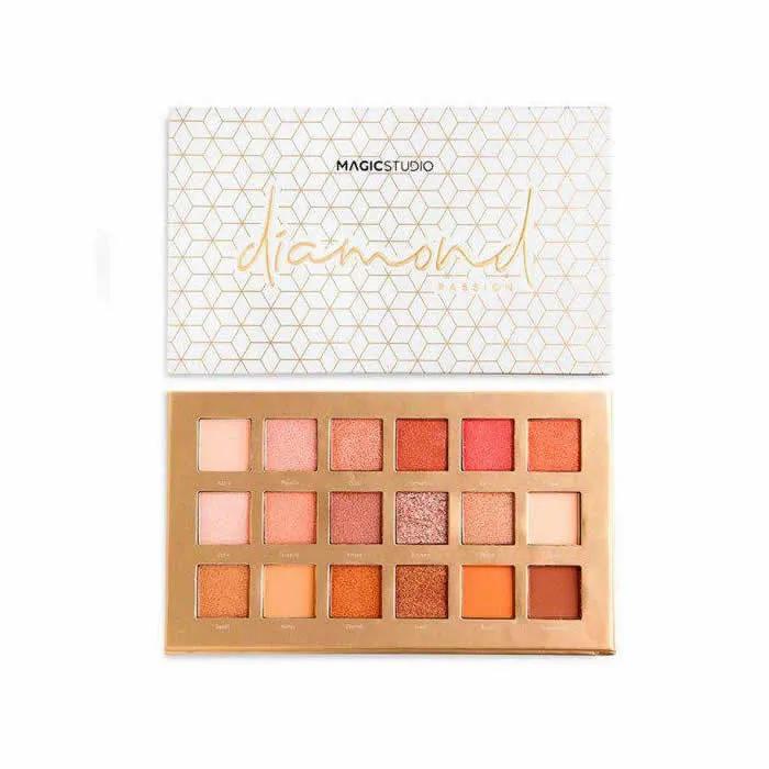 Палитра теней для век Magic Studio Powerful Cosmetics 18 цветов Diamond
