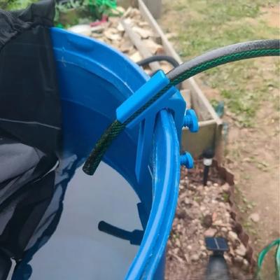 2PCS Rain Barrel Hose Holder Detachable Hose Holder with Adjustable Clamp Hose Support On Barrel Edge for Outdoor Rainwater Barrel Home Garden Use