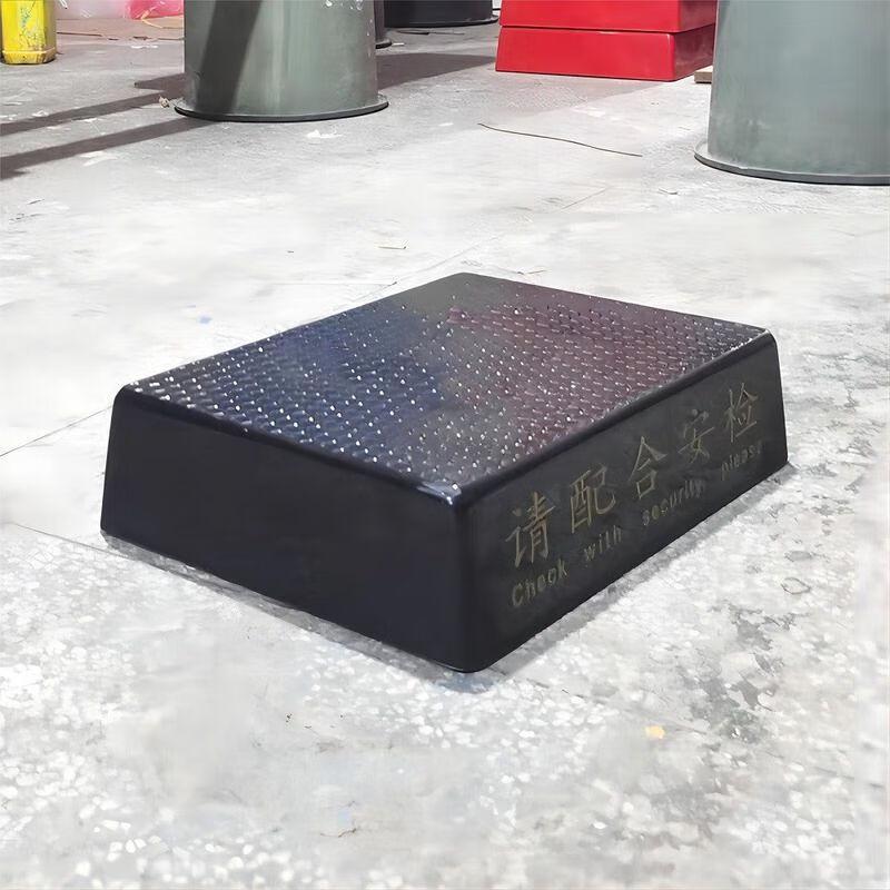 School Exam Security Check Stand