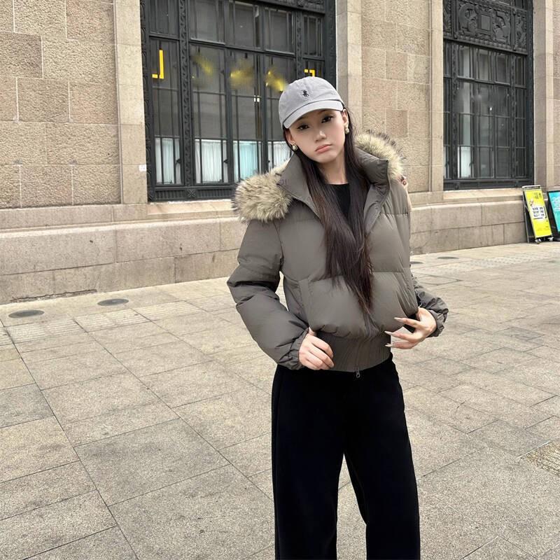 2026 Winter Slim Fit Down Jacket Women Hooded With Faux Fur Trim 90% White Duck Warm Coat