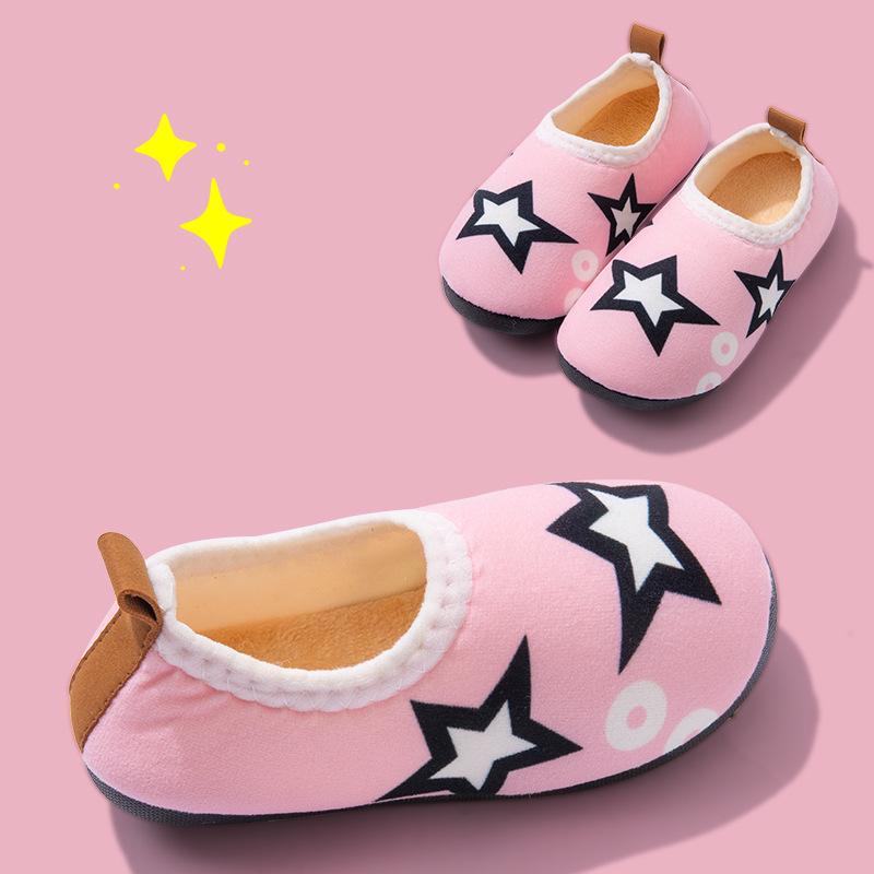 Kids' Non-Slip Velvet-Lined Cotton Slippers – Soft Sole Warm Shoes for Boys & Girls.